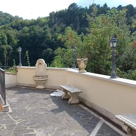 Villino Chelidonia Bed & Breakfast *